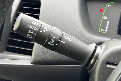 39 of 49 for HONDA JAZZ 1.5 i-MMD Hybrid Elegance 5dr eCVT