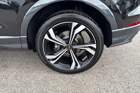 DC25OKZ Audi Q3 1.5 TFSI CoD 35 Black Edition S Tronic Euro 6 (s/s) 5dr Thumbnail #10
