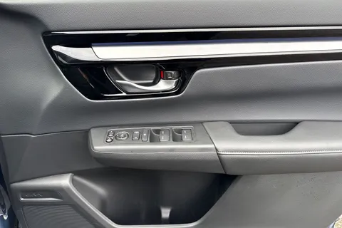 23 of 55 for HONDA CR-V 2.0 eHEV Elegance 5dr eCVT