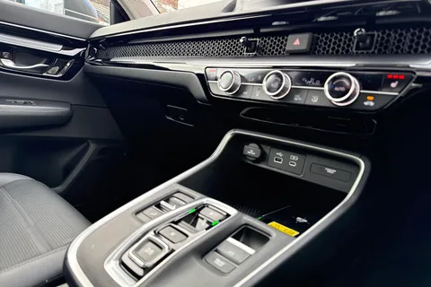 50 of 55 for HONDA CR-V 2.0 eHEV Elegance 5dr eCVT