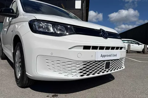 PJ75LFW Volkswagen Caddy C20 Cargo Commerce Plus SWB 102 PS 2.0 TDI 6sp Manual Thumbnail #25