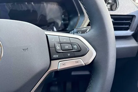 PJ75LFW Volkswagen Caddy C20 Cargo Commerce Plus SWB 102 PS 2.0 TDI 6sp Manual Thumbnail #36