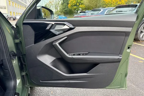 PJ25USF Audi A1 Black Edition 30 TFSI  116 PS 6-speed Thumbnail #40