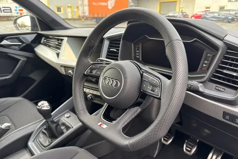 PJ25USF Audi A1 Black Edition 30 TFSI  116 PS 6-speed Thumbnail #41