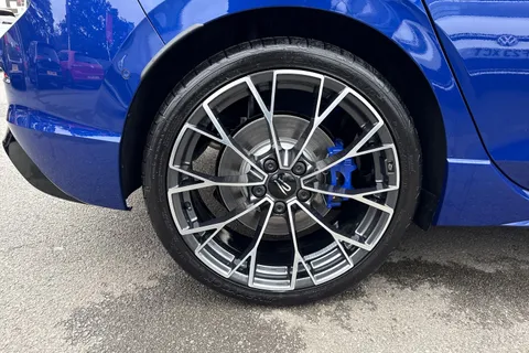 Volkswagen Golf 2.0 TSI R DSG 4Motion Euro 6 (s/s) 5dr Thumbnail #10