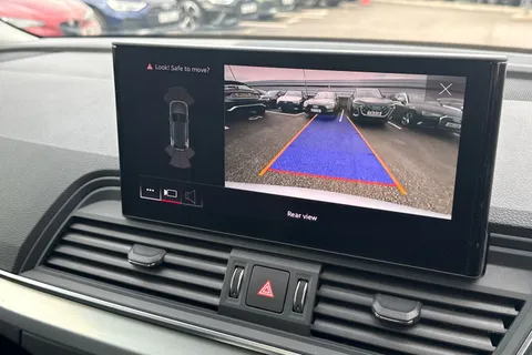 MB21CNZ Audi Q5 Sport 45 TFSI quattro 265 PS S tronic Thumbnail #32