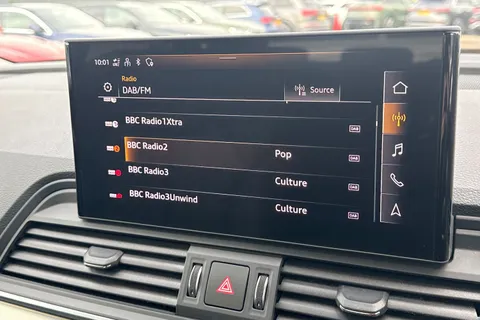 MB21CNZ Audi Q5 Sport 45 TFSI quattro 265 PS S tronic Thumbnail #35