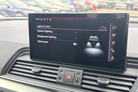 MB21CNZ Audi Q5 Sport 45 TFSI quattro 265 PS S tronic Thumbnail #44