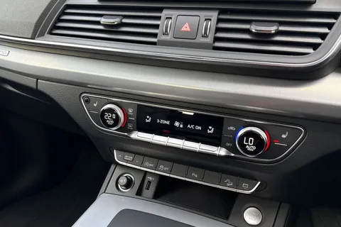 MB21CNZ Audi Q5 Sport 45 TFSI quattro 265 PS S tronic Thumbnail #54