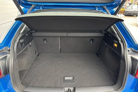 PX69WZN Audi Q2 1.6 TDI 30 Sport Euro 6 (s/s) 5dr Thumbnail #7