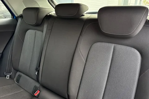 PX69WZN Audi Q2 1.6 TDI 30 Sport Euro 6 (s/s) 5dr Thumbnail #20