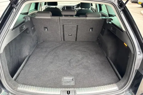 7 of 62 for SEAT Leon 1.2 TSI SE Dynamic Technology ST Euro 6 (s/s) 5dr