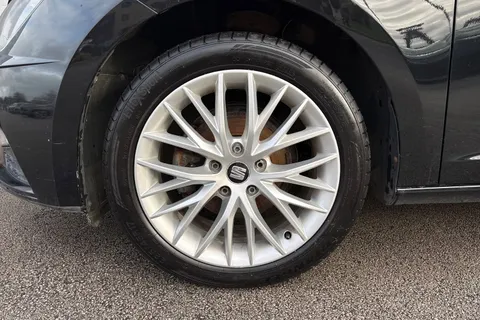 12 of 62 for SEAT Leon 1.2 TSI SE Dynamic Technology ST Euro 6 (s/s) 5dr