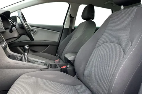 16 of 62 for SEAT Leon 1.2 TSI SE Dynamic Technology ST Euro 6 (s/s) 5dr