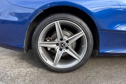 KR67RAX Mercedes-Benz C Class 2.0 C200 AMG Line G-Tronic+ Euro 6 (s/s) 2dr Thumbnail #10