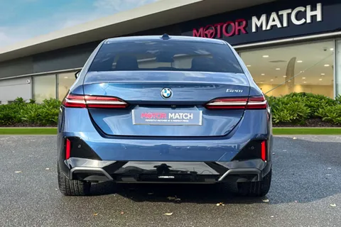 DH73HFA BMW 5 Series 2.0 520i MHT M Sport Steptronic Euro 6 (s/s) 4dr Thumbnail #5