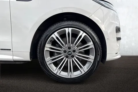 9 of 51 for Land Rover Range Rover Sport 3.0 P550e Autobiography 5dr