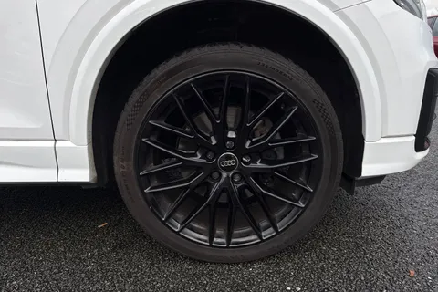 DX69VPM Audi Q2 Black Edition 35 TFSI 150 PS 6-speed Thumbnail #7