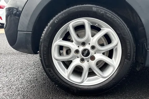 DL69KSU Mini Hatch 2.0 Cooper S Classic Steptronic Euro 6 (s/s) 5dr Thumbnail #8