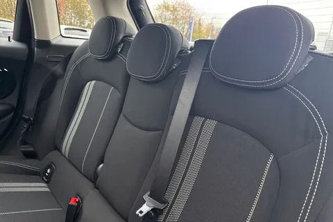 DL69KSU Mini Hatch 2.0 Cooper S Classic Steptronic Euro 6 (s/s) 5dr Thumbnail #15