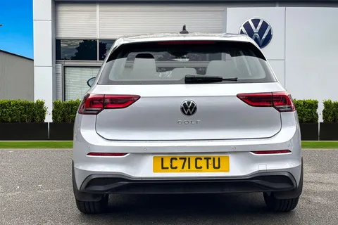 LC71CTU Volkswagen Golf 2.0 TDI Life 5dr DSG | ACC | App Connect Thumbnail #5