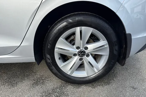 LC71CTU Volkswagen Golf 2.0 TDI Life 5dr DSG | ACC | App Connect Thumbnail #12