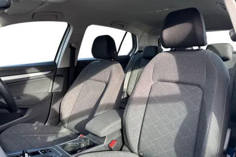 LC71CTU Volkswagen Golf 2.0 TDI Life 5dr DSG | ACC | App Connect Thumbnail #16