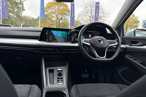 LC71CTU Volkswagen Golf 2.0 TDI Life 5dr DSG | ACC | App Connect Thumbnail #37