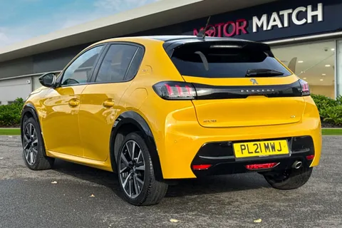 PL21MWJ PEUGEOT 208 1.2 PureTech GT Euro 6 (s/s) 5dr Thumbnail #3