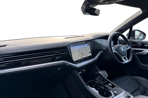 14 of 65 for VOLKSWAGEN TOUAREG 3.0 V6 TDI 4Motion R-Line Tech 5dr Tip Auto