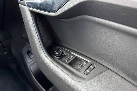 20 of 65 for VOLKSWAGEN TOUAREG 3.0 V6 TDI 4Motion R-Line Tech 5dr Tip Auto