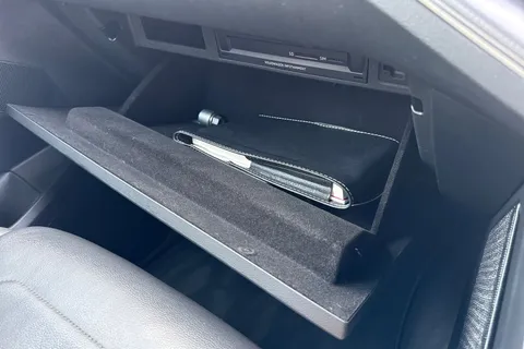 49 of 65 for VOLKSWAGEN TOUAREG 3.0 V6 TDI 4Motion R-Line Tech 5dr Tip Auto