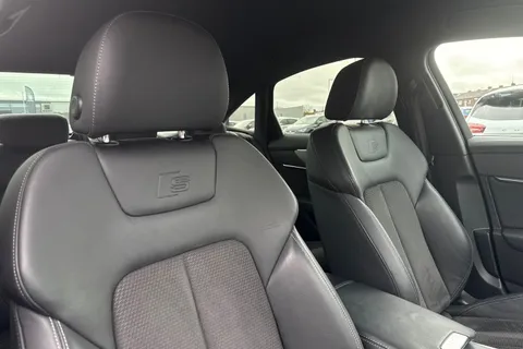 LM69ETZ Audi A6 Saloon 2.0 TFSI 45 Black Edition S Tronic quattro Euro 6 (s/s) 4dr Thumbnail #22