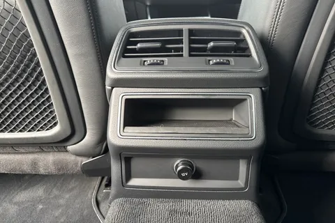 LM69ETZ Audi A6 Saloon 2.0 TFSI 45 Black Edition S Tronic quattro Euro 6 (s/s) 4dr Thumbnail #33