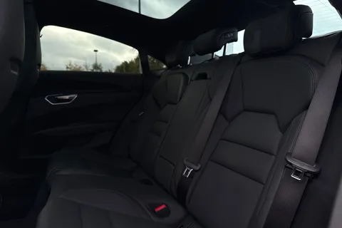  Audi e-tron GT 105kWh Auto quattro 4dr Thumbnail #19