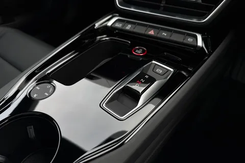  Audi e-tron GT 105kWh Auto quattro 4dr Thumbnail #23