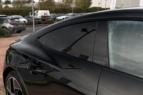  Audi e-tron GT 105kWh Auto quattro 4dr Thumbnail #52