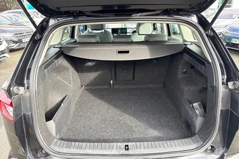 LL23DYD Škoda Enyaq 82kWh 80 Auto 5dr (DC135kW) Thumbnail #10