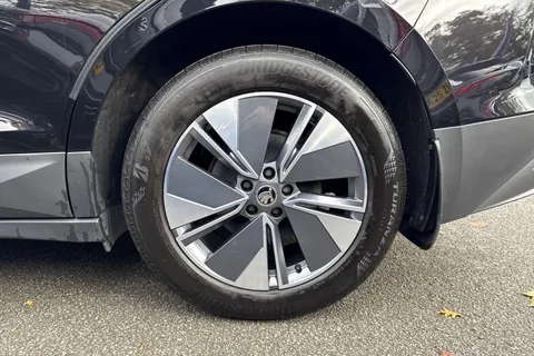 LL23DYD Škoda Enyaq 82kWh 80 Auto 5dr (DC135kW) Thumbnail #23