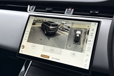 KS24YCM Land Rover Range Rover Evoque 2.0 D200 Autobiography 5dr Thumbnail #14