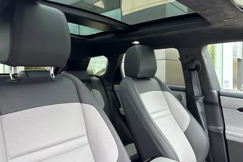 KS24YCM Land Rover Range Rover Evoque 2.0 D200 Autobiography 5dr Thumbnail #23