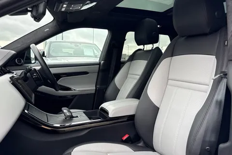 KS24YCM Land Rover Range Rover Evoque 2.0 D200 Autobiography 5dr Thumbnail #33