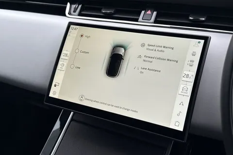 KS24YCM Land Rover Range Rover Evoque 2.0 D200 Autobiography 5dr Thumbnail #40