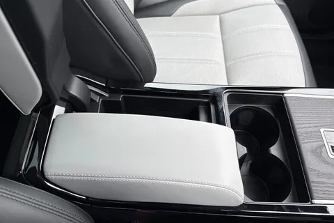 KS24YCM Land Rover Range Rover Evoque 2.0 D200 Autobiography 5dr Thumbnail #48