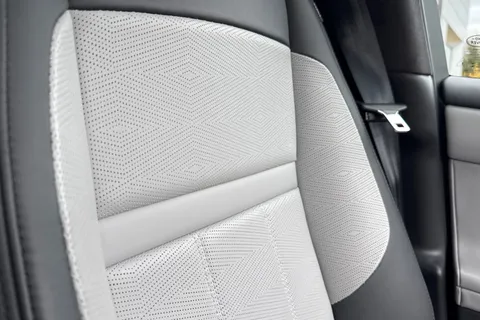 KS24YCM Land Rover Range Rover Evoque 2.0 D200 Autobiography 5dr Thumbnail #50