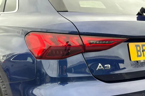 BP21DHK Audi A3 S line 40 TFSI e 204 PS S tronic Thumbnail #8