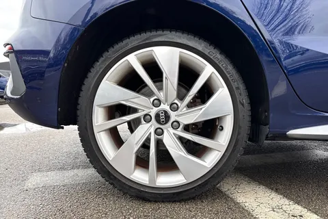 BP21DHK Audi A3 S line 40 TFSI e 204 PS S tronic Thumbnail #11