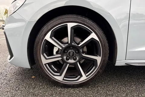 DX25URU Audi A1 Black Edition 30 TFSI  116 PS 6-speed Thumbnail #12