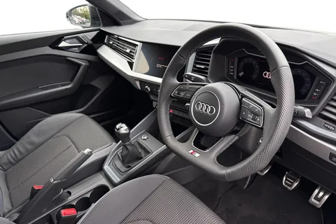 DX25URU Audi A1 Black Edition 30 TFSI  116 PS 6-speed Thumbnail #15