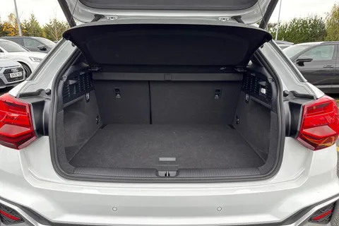 DX25UUD Audi Q2 S line 30 TFSI 116 PS 6-speed Thumbnail #8